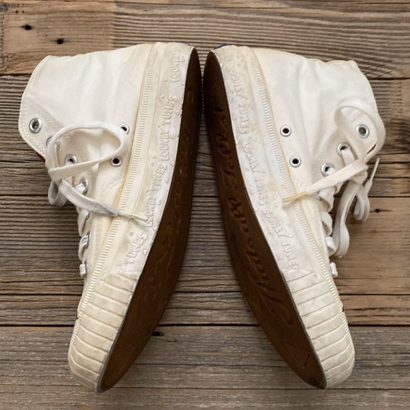 Last Chance🥳! Looney Tunes Keds. Size 7. - Picture 3 of 10